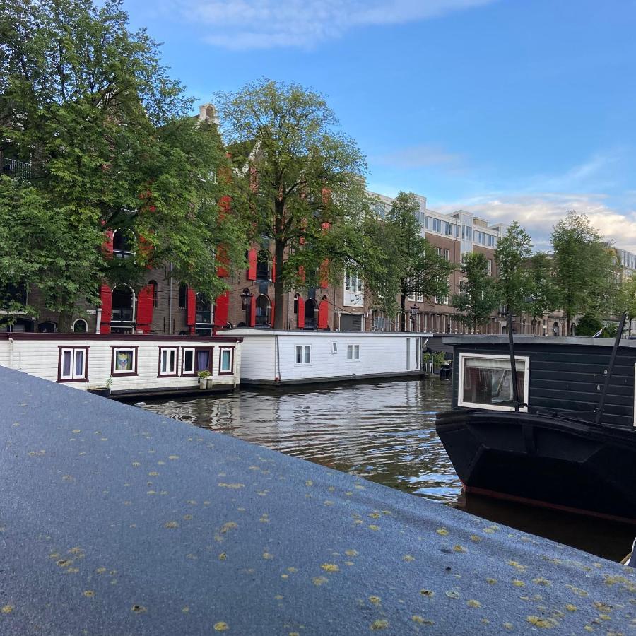 Houseboat Bonnie Bed & Breakfast Амстердам Екстериор снимка